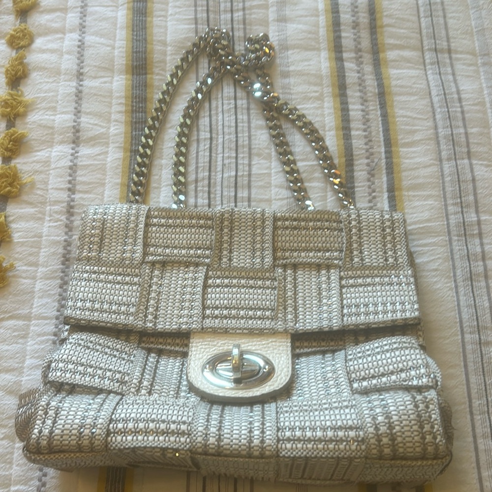 Alma Attonutti purse